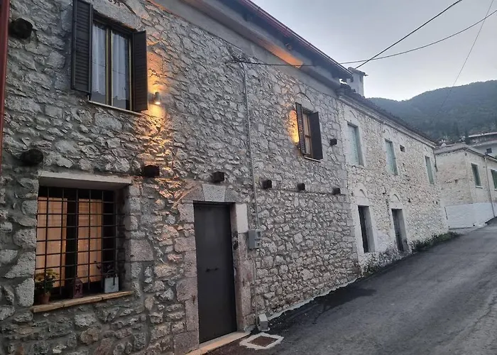 Βίλα Ελιά Παραδοσιάκο Σπίτι Στην Αμφίκλεια