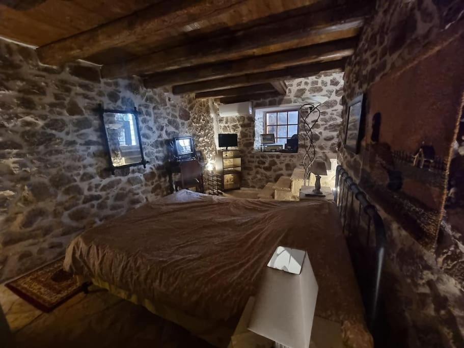 Villa ελιά παραδοσιάκο σπίτι στην