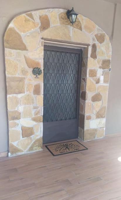 Villa ελιά παραδοσιάκο σπίτι στην