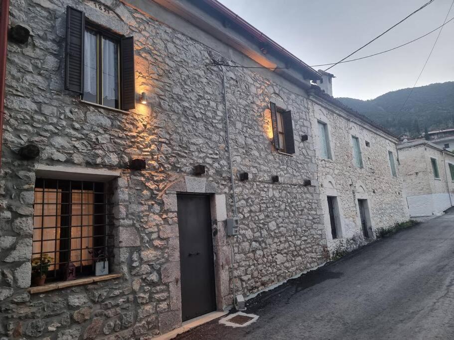 Villa ελιά παραδοσιάκο σπίτι στην *